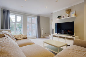 Lounge/Diner- click for photo gallery